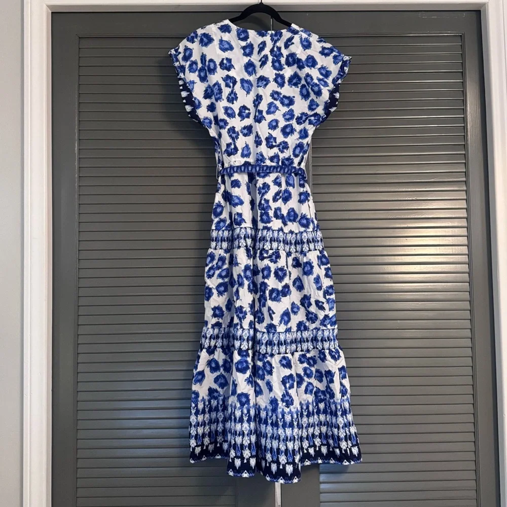NWT Abercrombie & Fitch Blue and White Floral Maxi Dress